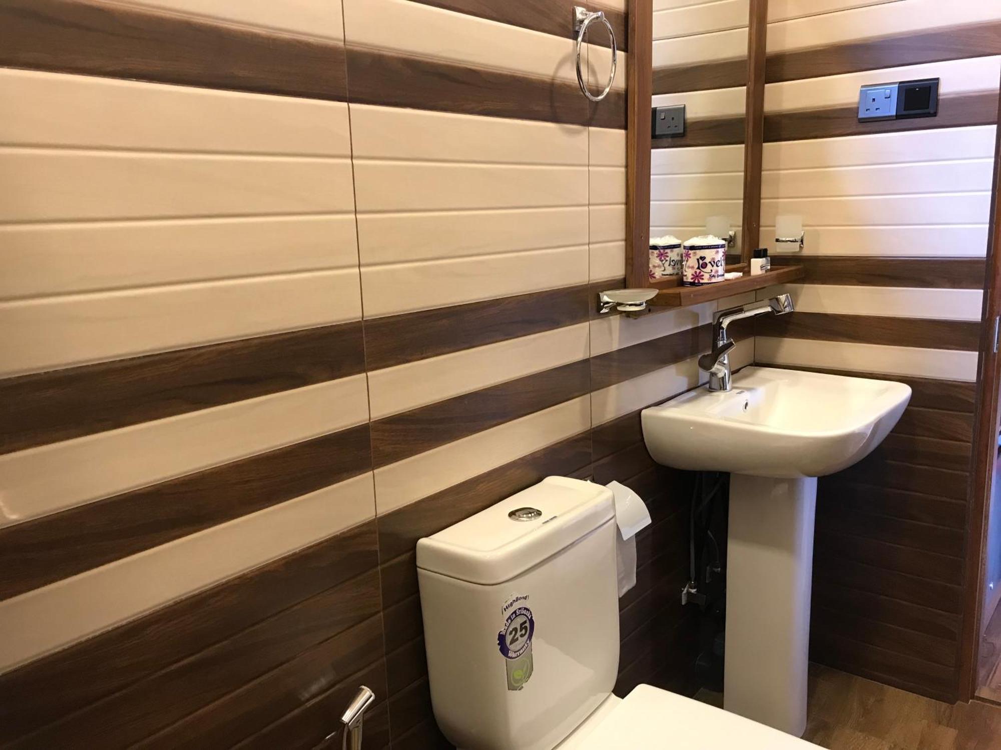 Ridge View Guest House -Ella Bagian luar foto